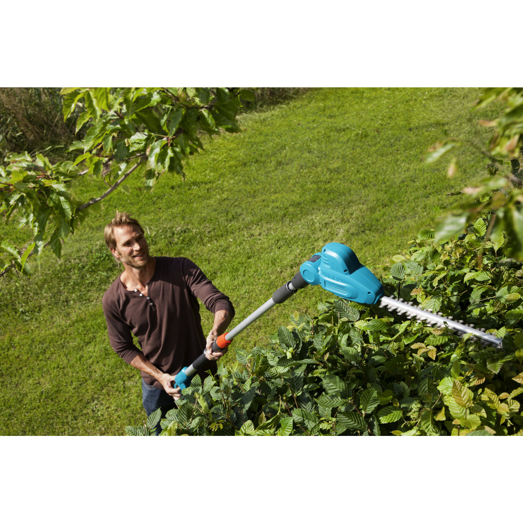 GARDENA ElektroHeckenschere, 500W, Schnittlänge 48 cm, teleskopierbar