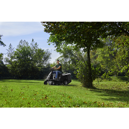 ALPINA GARTEN Rasentraktor »AT2 66 QA«... ALPINA GARTEN Rasentraktor »AT2 66 QA«...