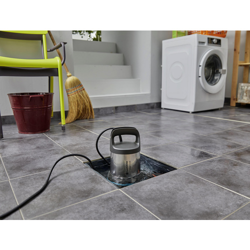 Thumbnail - GARDENA Klarwasser-Tauchpumpe, 750 W, Fördermenge: 17000 l/h - schwarz