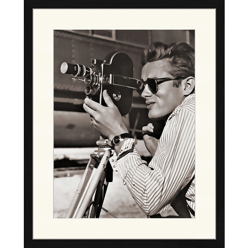 ANY IMAGE Digitaldruck »James Dean mit Filmkamera«, Rahmen: Buchenholz, Schwarz