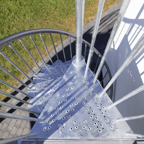 DOLLE Außenspindeltreppe »Gardenspin«...