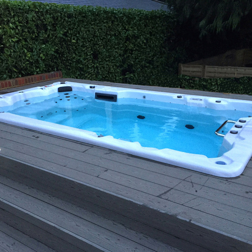 Canadian Spa Whirlpool Swim Spa »St. La... Canadian Spa Whirlpool Swim Spa »St. La...