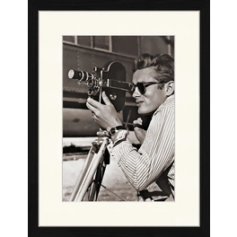 Digitaldruck »James Dean mit Filmkamera«, Rahmen: Buchenholz, Schwarz
