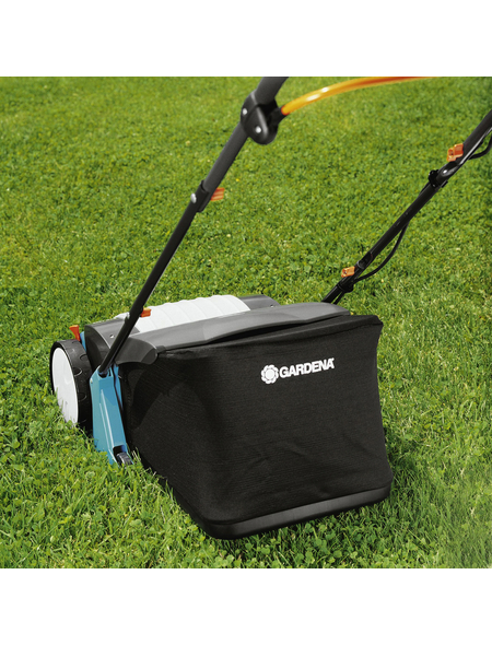 GARDENA Vertikutierer »EVC 1000«, Arbeitsbreite 30 cm Hagebau.de